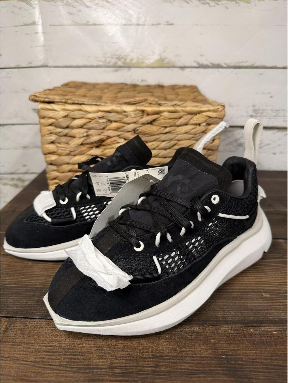 Adidas Y-3 Shiku Run Black & White Youth 4.5 NWT